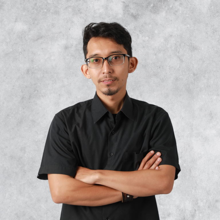 Oky Setiawan, S.ds., M.ds.